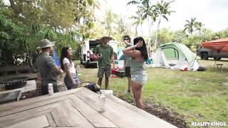 Cummy Camp Out – Funsized Megan