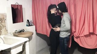 Beautiful Latina is fucked by her boyfriend’s big cock in multiple poses – Porn in Spanish