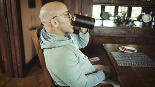 S02E02 – Casey Calvert | Lesbian – S90